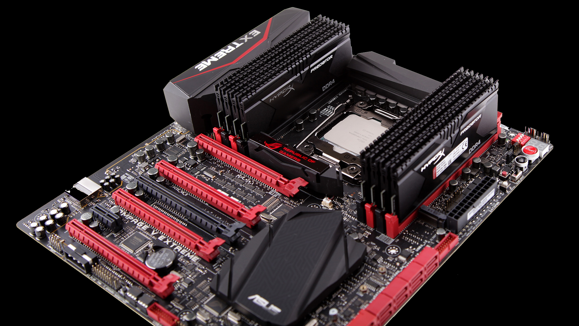 Immagine pubblicata in relazione al seguente contenuto: Le motherboard ASUS compatibili con il Core i7-6950X Extreme Edition | Nome immagine: news24202_ROG-Rampage-V-Extreme_1.jpg