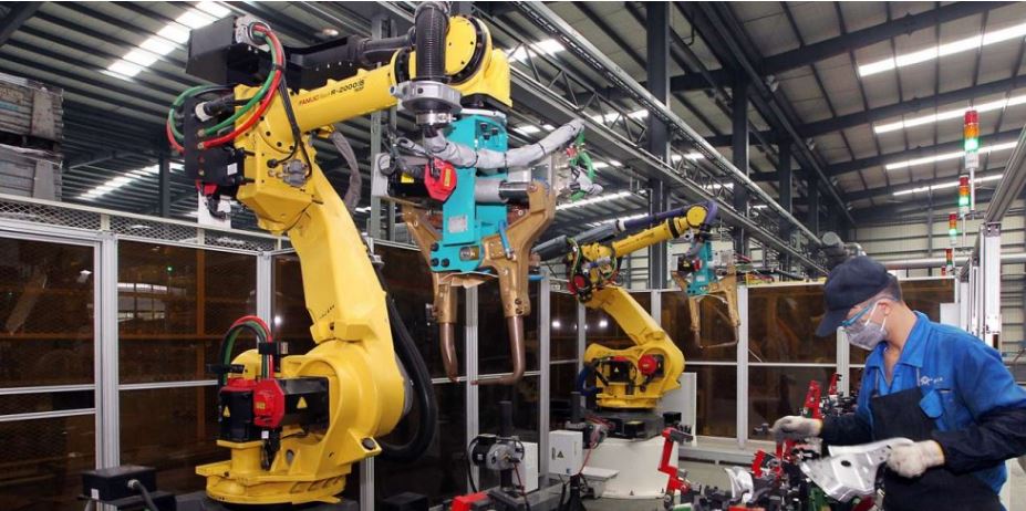 Immagine pubblicata in relazione al seguente contenuto: L'OEM Foxconn sostituisce con i robot oltre il 50% della sua forza lavoro | Nome immagine: news24326_rise-of-robots_2.jpg