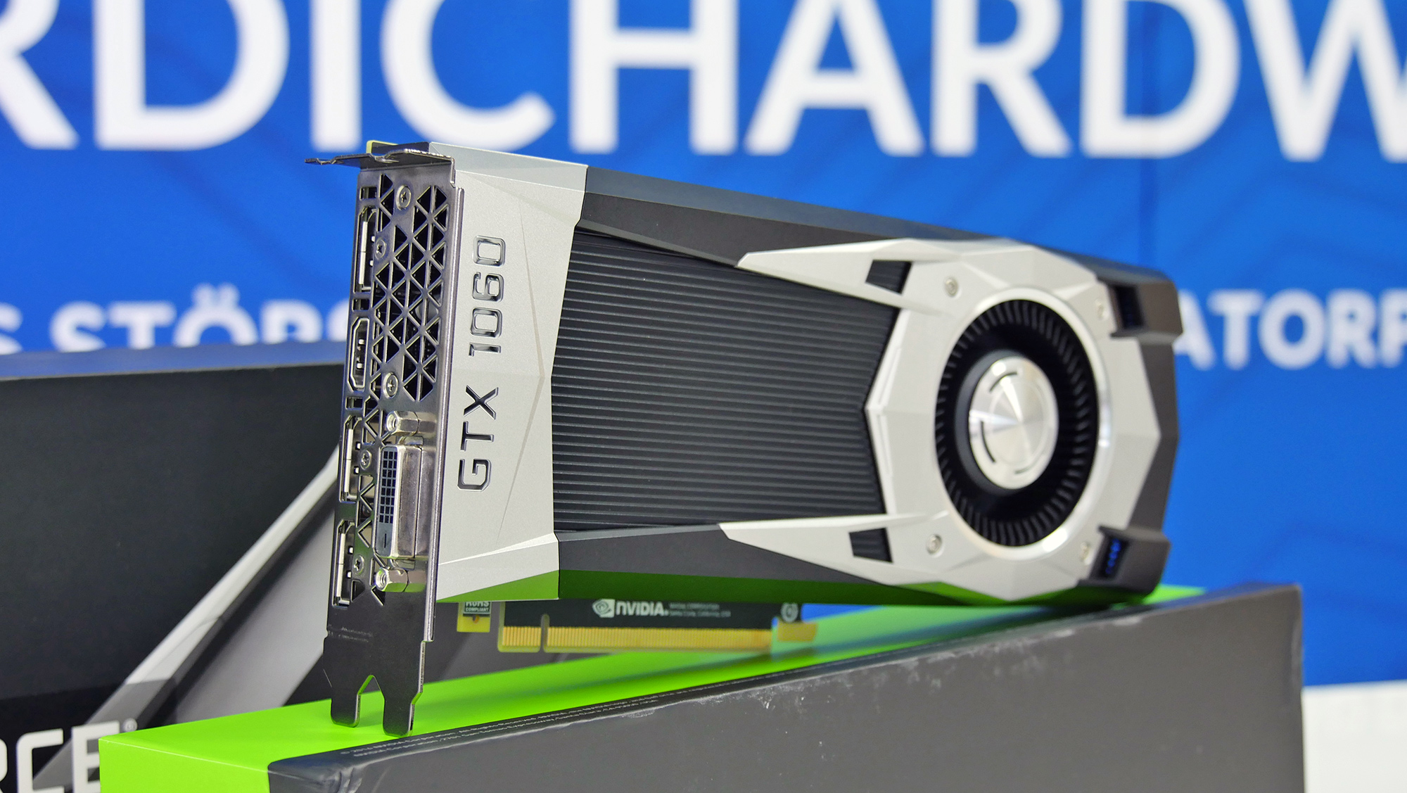 Immagine pubblicata in relazione al seguente contenuto: Galleria fotografica della card NVIDIA GeForce GTX 1060 Founder's Edition | Nome immagine: news24561_GeForce-GTX-1060_2.jpg