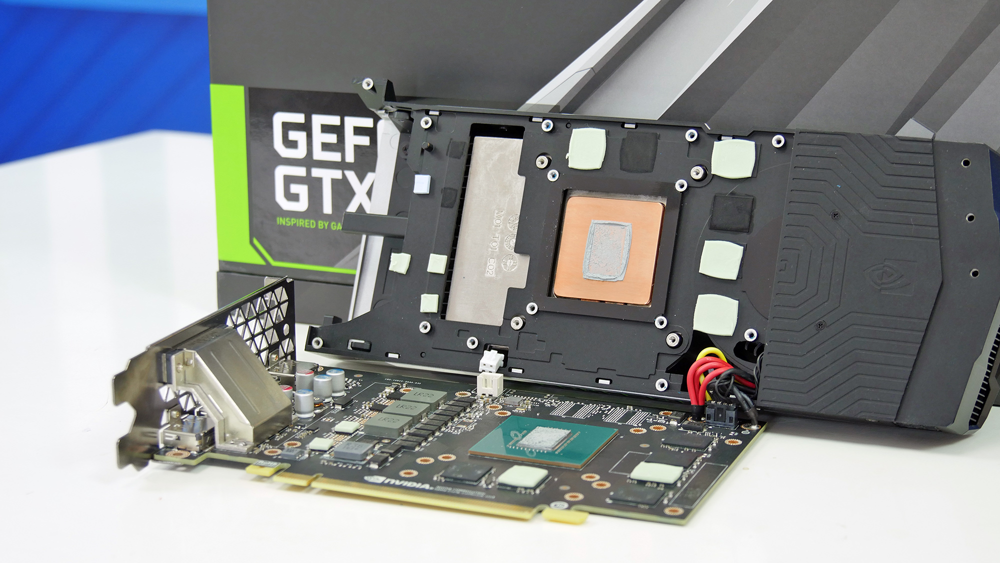 Immagine pubblicata in relazione al seguente contenuto: Galleria fotografica della card NVIDIA GeForce GTX 1060 Founder's Edition | Nome immagine: news24561_GeForce-GTX-1060_5.jpg