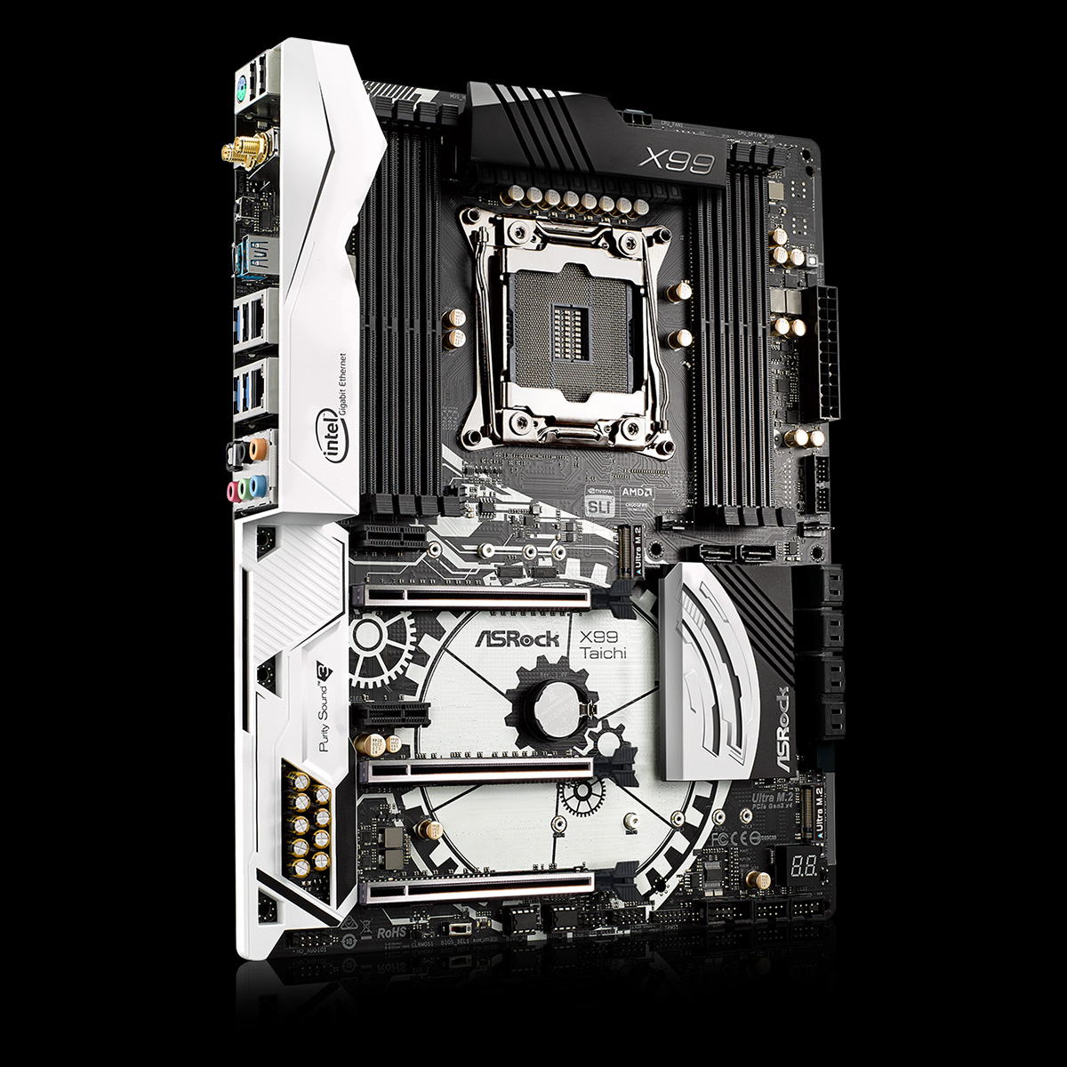 Immagine pubblicata in relazione al seguente contenuto: La domanda delle motherboard  in calo e i maker riducono i prezzi | Nome immagine: news24572_ASRock-X99-Taichi_1.jpg