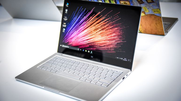 Immagine pubblicata in relazione al seguente contenuto: Xiaomi presenta i notebook Mi Notebook Air e sfida i Macbook Air di Apple | Nome immagine: news24674_Xiaomi-Mi-Notebook-Air_1.jpg