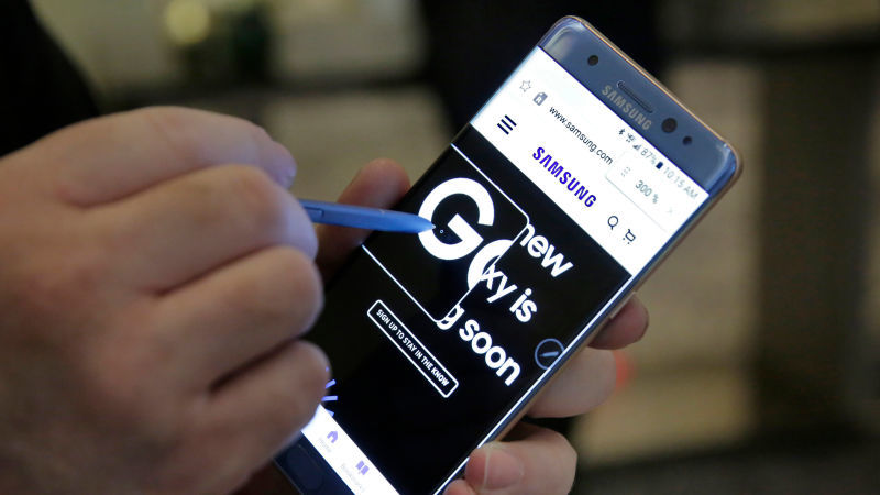 Immagine pubblicata in relazione al seguente contenuto: Samsung potrebbe aver deciso di cessare la produzione dei Galaxy Note7 | Nome immagine: news25053_Galaxy-Note-7_1.jpg