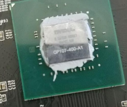 Immagine pubblicata in relazione al seguente contenuto: GeForce GTX 1050 Ti: foto della GPU GP107 e benchmark con 3DMark | Nome immagine: news25054_GeForce-GTX-1050-Ti_2.jpg