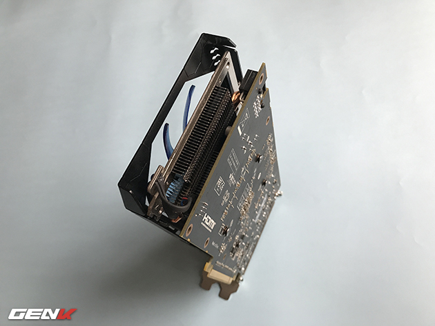 Immagine pubblicata in relazione al seguente contenuto: Fotogallery e specifiche della video card Radeon RX 570 IceQ X2 di HIS | Nome immagine: news26161_HIS-Radeon-RX-570-IceQ-X2_6.jpg