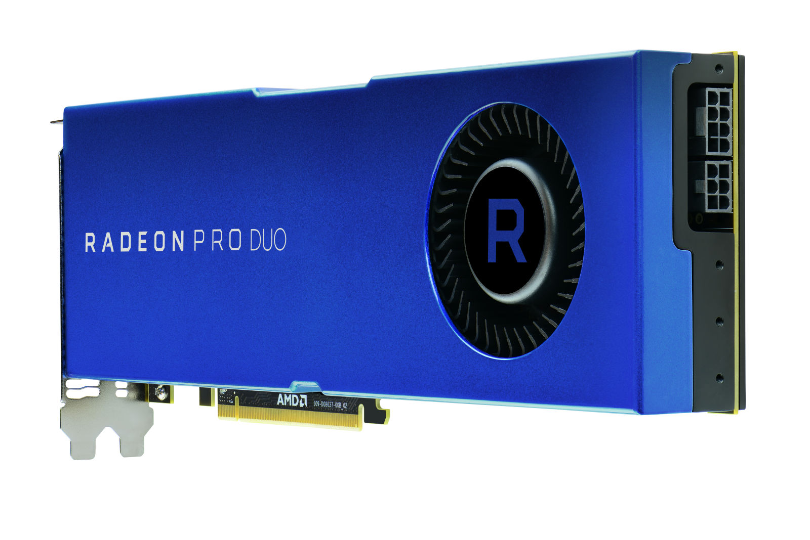 Immagine pubblicata in relazione al seguente contenuto: AMD annuncia la Radeon Pro Duo con 2 GPU Polaris e 32GB di VRAM GDDR5 | Nome immagine: news26223_Radeon-Pro-Dual-GPU-Polaris_2.jpg