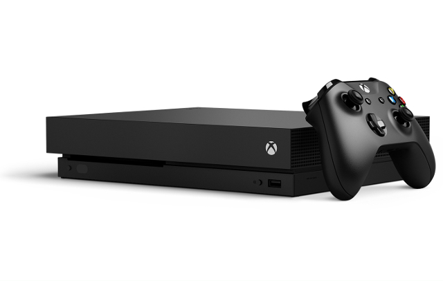 Immagine pubblicata in relazione al seguente contenuto: Microsoft presenta la console Xbox One X per giocare in 4K a 60Hz | Nome immagine: news26507_Microsoft-Xbox-One-X_1.jpg