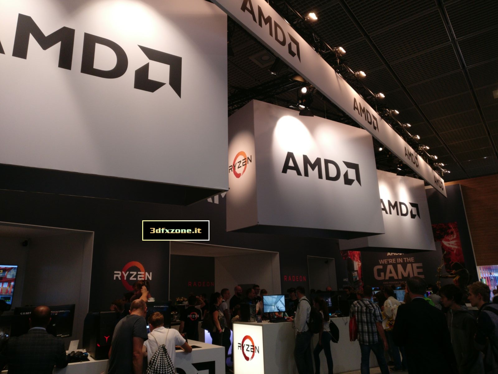 Immagine pubblicata in relazione al seguente contenuto: IFA 2017: Ryzen, Radeon RX Vega e gaming machine sono i focus di AMD | Nome immagine: news26971_AMD-IFA-2017_1.jpg