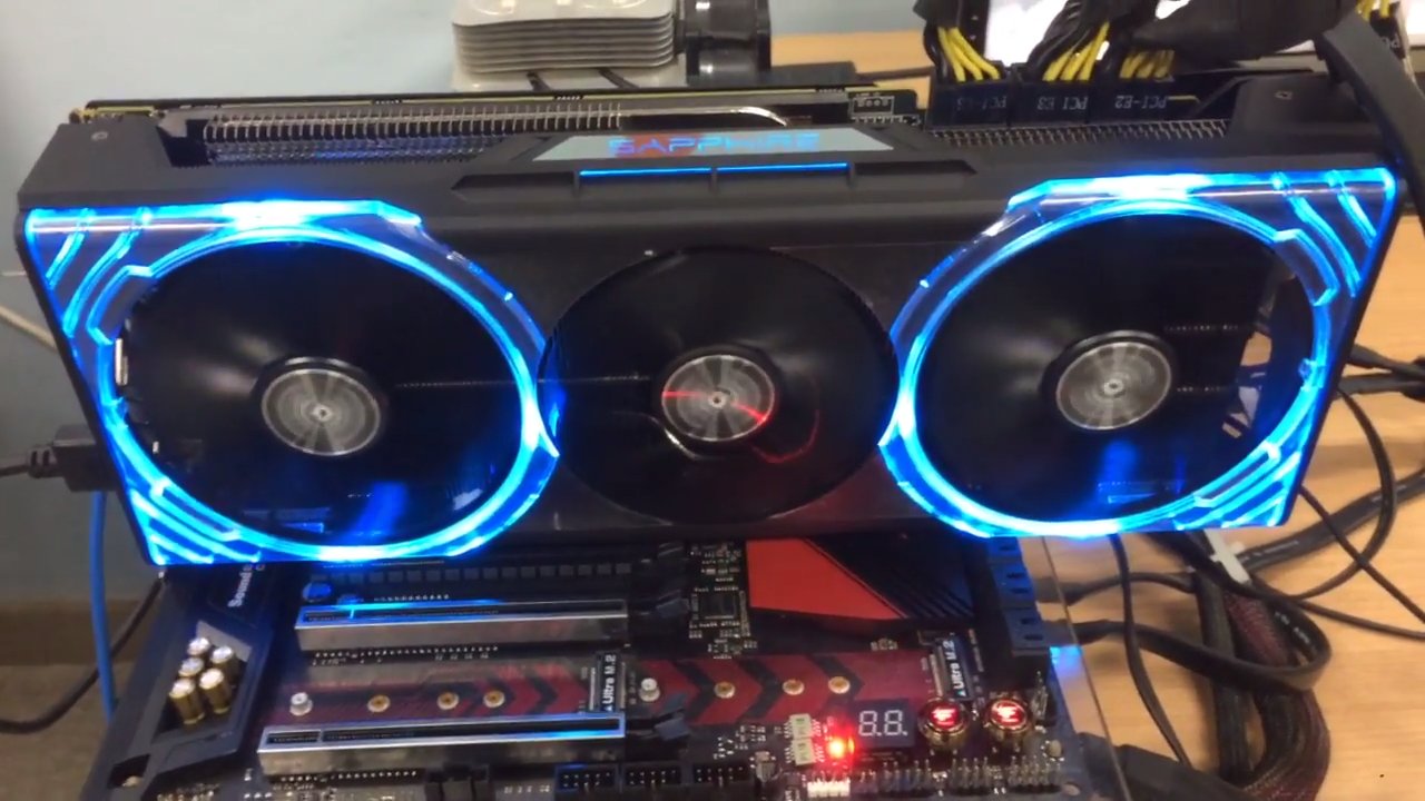 Media asset in full size related to 3dfxzone.it news item entitled as follows: Foto della video card non reference SAPPHIRE Radeon RX Vega 64 NITRO | Image Name: news27367_SAPPHIRE-Radeon-RX-Vega-64-NITRO_1.jpg