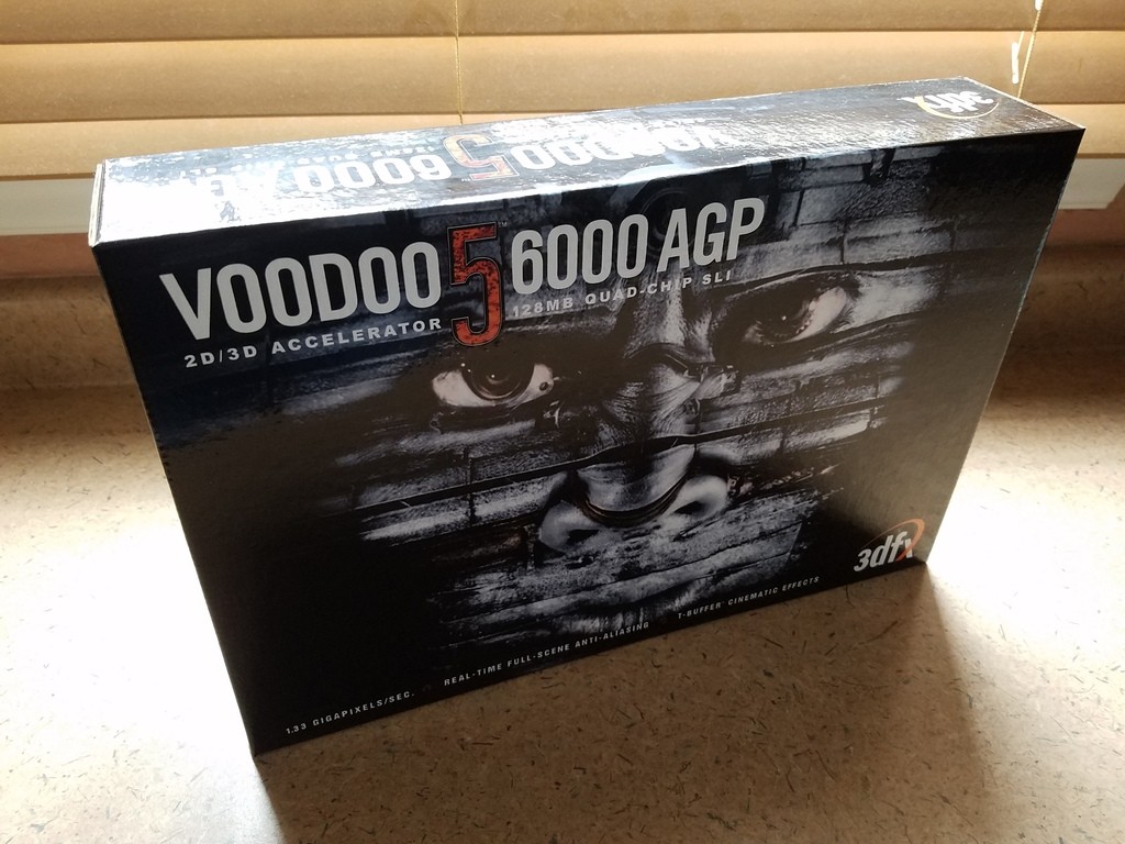 Immagine pubblicata in relazione al seguente contenuto: Photos of a video card 3dfx Voodoo5 6000 with its rare commercial box | Nome immagine: news27731_3dfx-Voodoo-5-6000_5.jpg