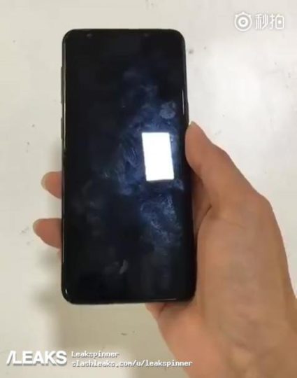 Immagine pubblicata in relazione al seguente contenuto: Foto e video leaked del prossimo smartphone Galaxy S9 di Samsung | Nome immagine: news27763_Samsung-S9-leak_1.jpg