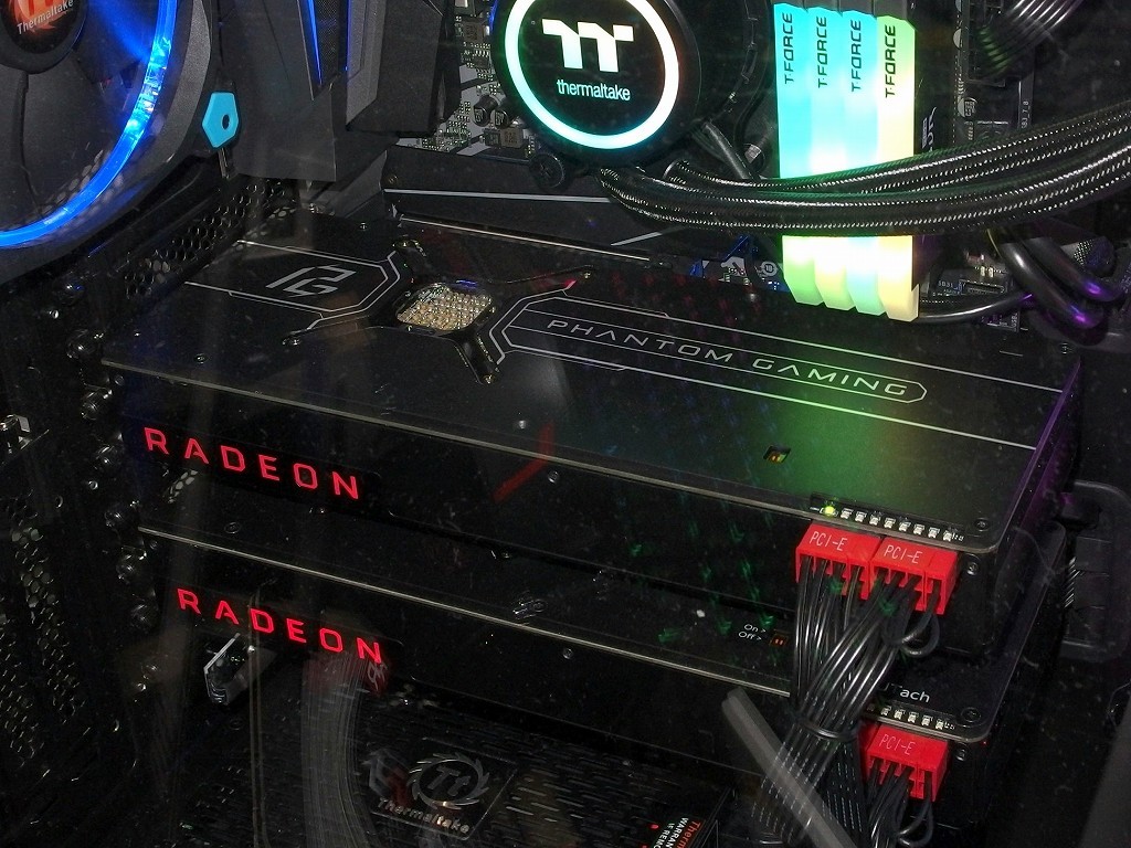 Media asset in full size related to 3dfxzone.it news item entitled as follows: Al Computex ASRock mostra le video card Radeon Phantom Gaming X | Image Name: news28313_ASRock-Radeon-Card-Computex-2018_4.jpg