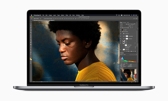 Immagine pubblicata in relazione al seguente contenuto: Apple lancia i MacBook Pro con processori Intel Core dotati di 8 core fisici | Nome immagine: news29616_Apple-MacBook-Pro-8-core_2.jpg