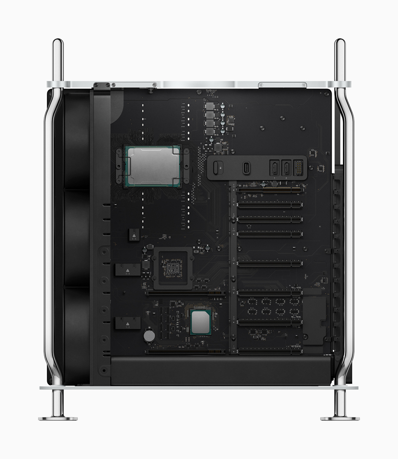 Immagine pubblicata in relazione al seguente contenuto: Apple annuncia il nuovo e potente Mac Pro e il rivoluzionario Pro Display XDR | Nome immagine: news29656_Apple-Mac-Pro-Apple-Pro-Display-XDR_2.jpg