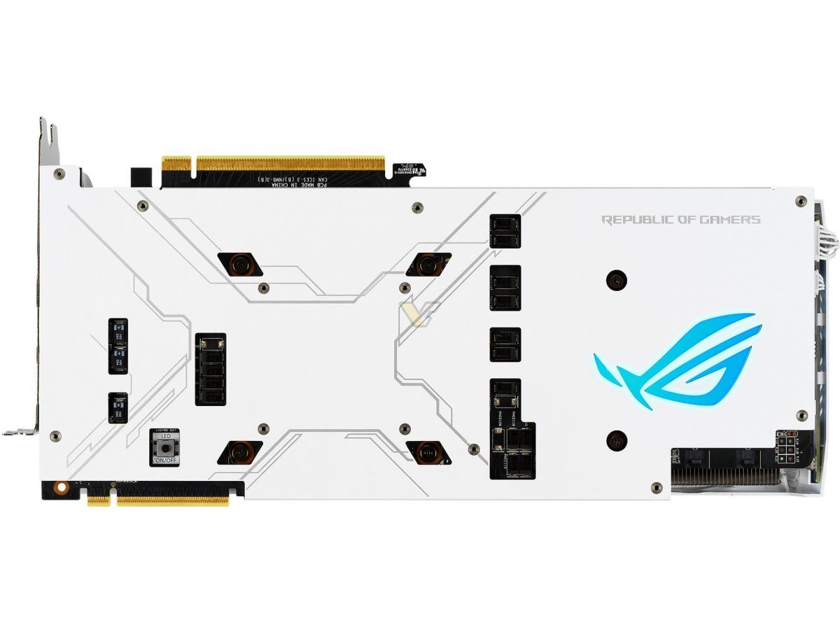 Immagine pubblicata in relazione al seguente contenuto: ASUS prepara il lancio della GeForce RTX 2080 Ti ROG STRIX White Edition | Nome immagine: news30219_ASUS-GeForce-RTX-2080-Ti-ROG-STRIX-White-Edition_2.jpg