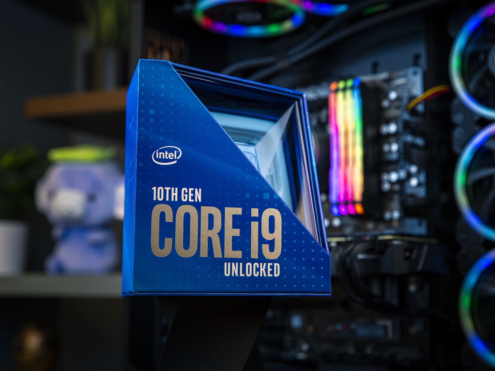 Immagine pubblicata in relazione al seguente contenuto: Intel annuncia i processori per desktop Core S di decima generazione | Nome immagine: news30703_Intel-Core-S_3.jpg