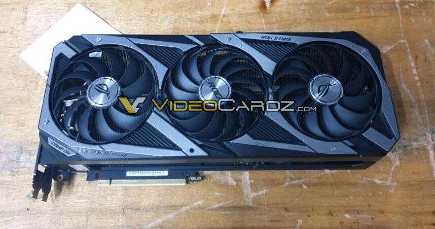 Immagine pubblicata in relazione al seguente contenuto: Foto leaked della ROG STRIX GeForce RTX 3090 di ASUS in attesa dell'ufficialit | Nome immagine: news31070_ROG-STRIX-GeForce-RTX-3090_1.jpg