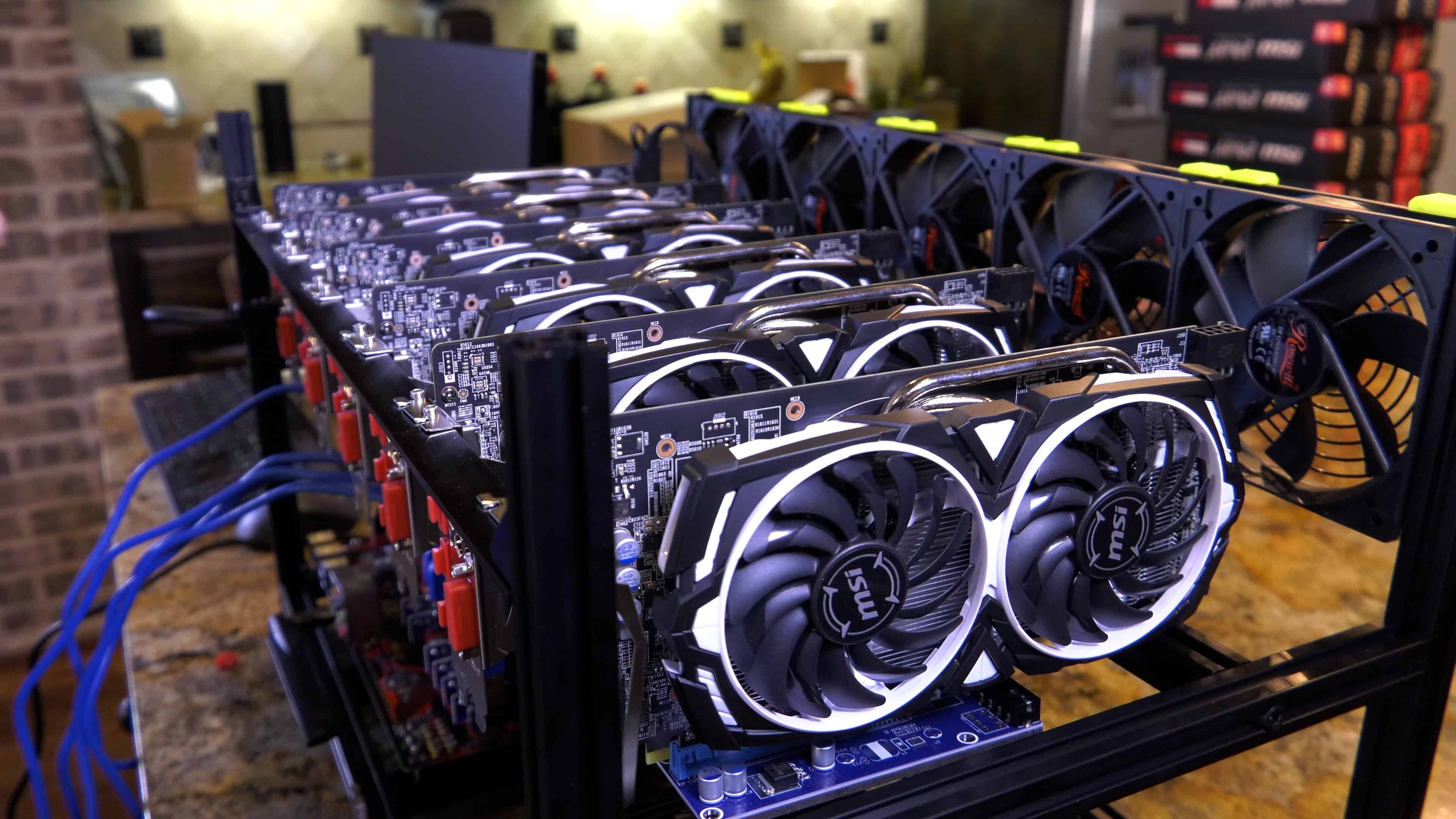 Immagine pubblicata in relazione al seguente contenuto: AMD non ha limitato le performance delle Radeon RX 6000 con il mining | Nome immagine: news31820_AMD-Radeon-Mining_1.jpg