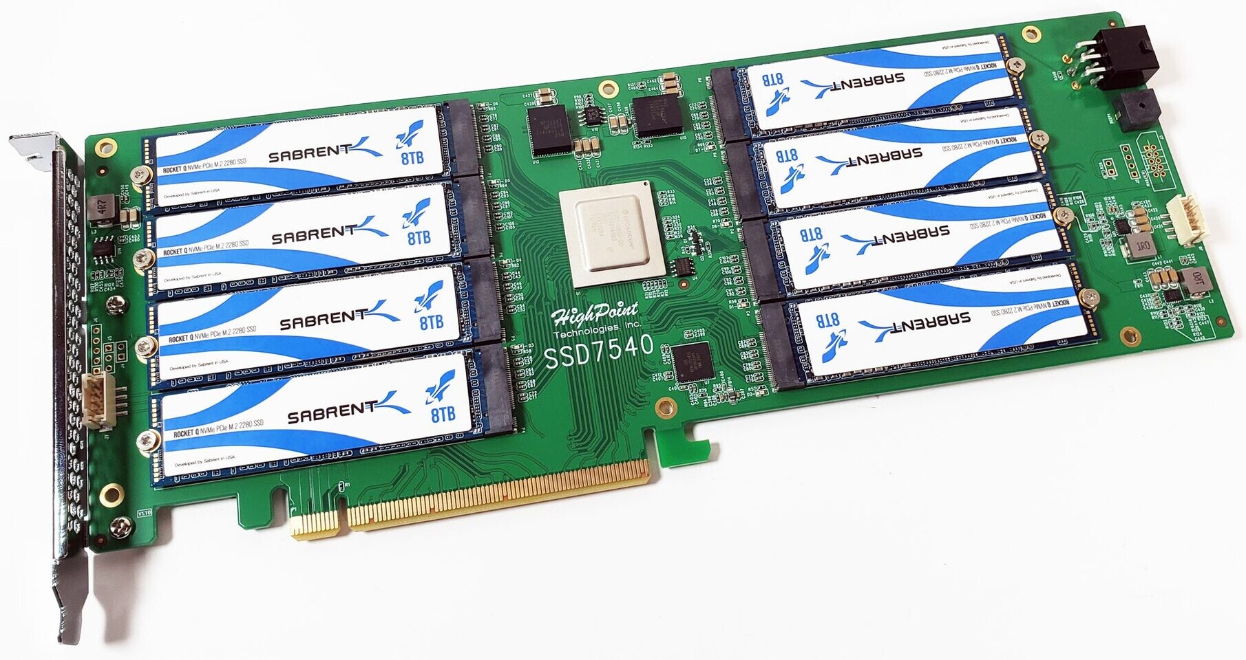 Immagine pubblicata in relazione al seguente contenuto: Il drive SSD NVMe RocketQ Battleship da 64TB in arrivo da Sabrent e Highpoint | Nome immagine: news32033_Sabrent-RocketQ-Battleship-SSD_2.jpg