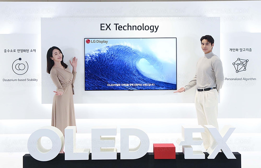 Immagine pubblicata in relazione al seguente contenuto: LG Display annuncia la tecnologia OLED EX per i televisori OLED next gen | Nome immagine: news32823_LG-Display-OLED-EX_3.jpg