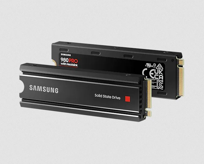 Immagine pubblicata in relazione al seguente contenuto: Samsung potrebbe aumentare il prezzo dei suoi SSD nel primo trimestre 2022 | Nome immagine: news32837_Samsung-SSD_5.jpg