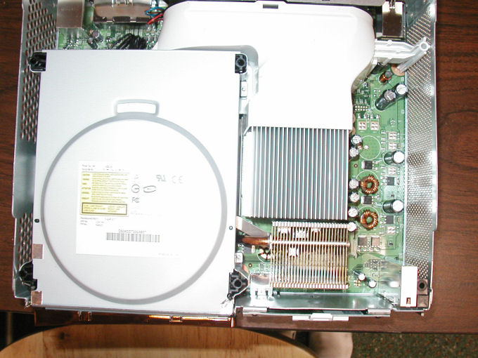 Immagine pubblicata in relazione al seguente contenuto: Microsoft, sono gia' in vendita Xbox 360 con la cpu Falcon? | Nome immagine: news5767_1.jpg
