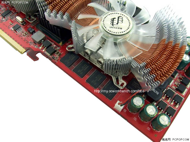 Immagine pubblicata in relazione al seguente contenuto: Foto e specifiche della card Radeon HD 3870 X2 (dual-gpu) | Nome immagine: news6547_2.jpg