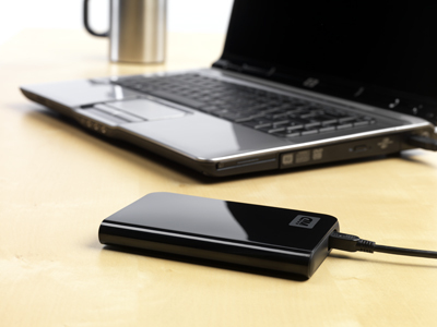 Immagine pubblicata in relazione al seguente contenuto: Western Digital lancia i dischi My Passport Essential Portable | Nome immagine: news6722_3.jpg