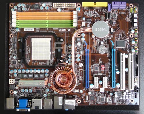 Immagine pubblicata in relazione al seguente contenuto: DKA790GX Platinum, la prima mobo MSI con chipset 790GX | Nome immagine: news8317_1.jpg