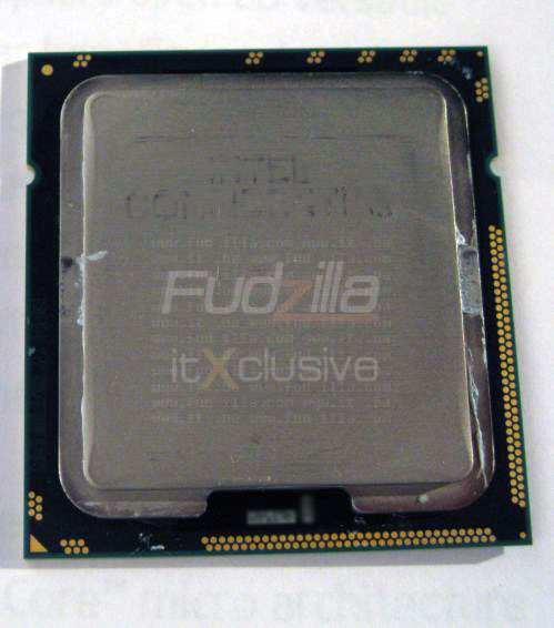 Immagine pubblicata in relazione al seguente contenuto: Nehalem, alla GC di Leipzig Intel mostra una cpu Core i7 | Nome immagine: news8366_1.jpg