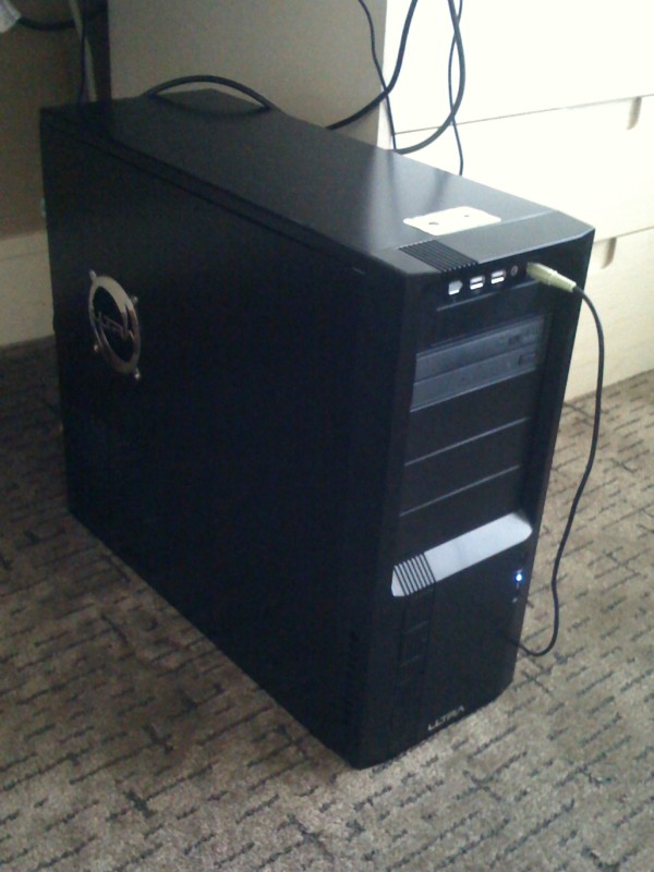 Immagine pubblicata in relazione al seguente contenuto: Costa $600 il desktop ufficialmente ottimizzato per Crysis Warhead | Nome immagine: news8548_1.jpg