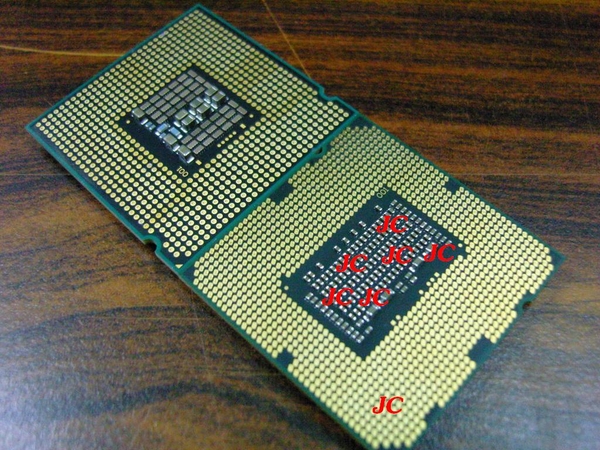 Immagine pubblicata in relazione al seguente contenuto: Intel, foto di una cpu Lynnfield, una Gainestown e una Yorkfield | Nome immagine: news8761_4.jpg