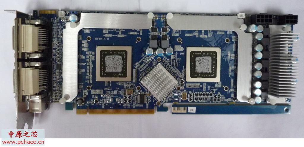Media asset in full size related to 3dfxzone.it news item entitled as follows: Foto della card dual-gpu ATI Radeon HD 4850 X2 di Sapphire | Image Name: news8884_2.jpg