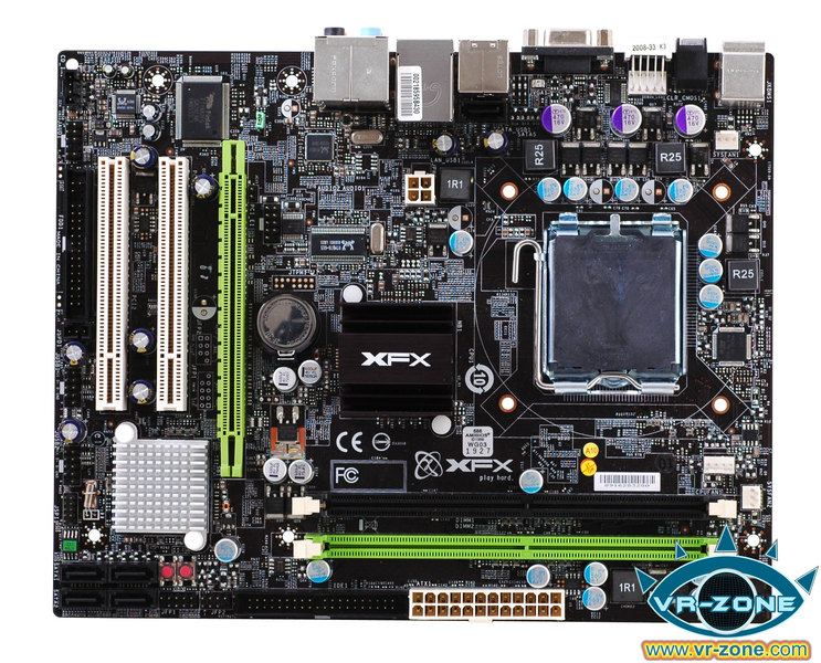 Immagine pubblicata in relazione al seguente contenuto: La prima volta di XFX con un chipset Intel: ecco la mobo XG31i | Nome immagine: news9063_1.jpg