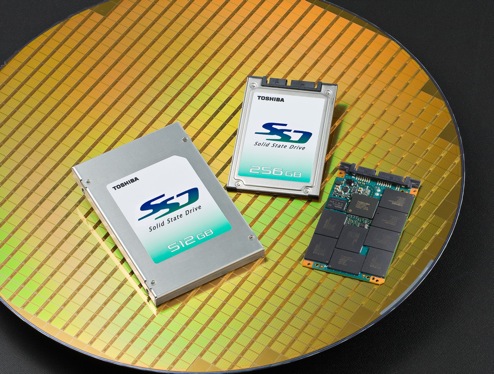 Immagine pubblicata in relazione al seguente contenuto: Toshiba realizza il primo drive SSD MLC NAND da 512GB | Nome immagine: news9239_1.jpg