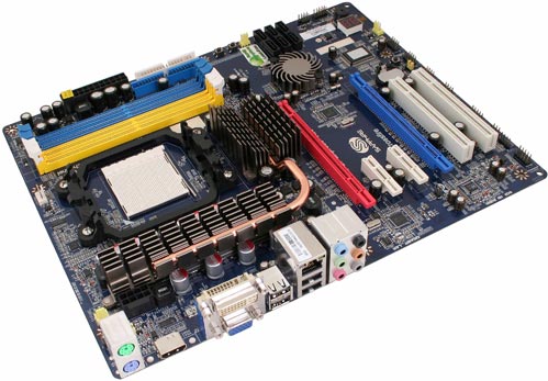Immagine pubblicata in relazione al seguente contenuto: PC-AM2RS790G, la nuova motherboard di Sapphire AM3 Ready | Nome immagine: news9530_1.jpg