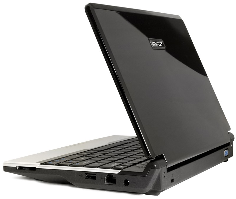 Immagine pubblicata in relazione al seguente contenuto: OCZ presenta al CeBIT il suo primo netbook chiamato Neutrino | Nome immagine: news9805_1.jpg