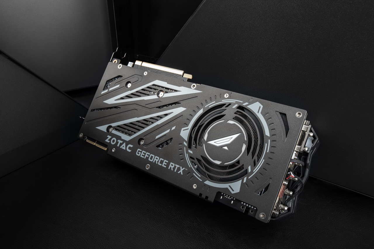 Immagine pubblicata in relazione al seguente contenuto: Zotac introduce la video card factory-overclocked GeForce RTX 3090 Ti PGF OC | Nome immagine: news33159_Zotac-GeForce-RTX-3090-Ti-PGF-OC_2.jpg