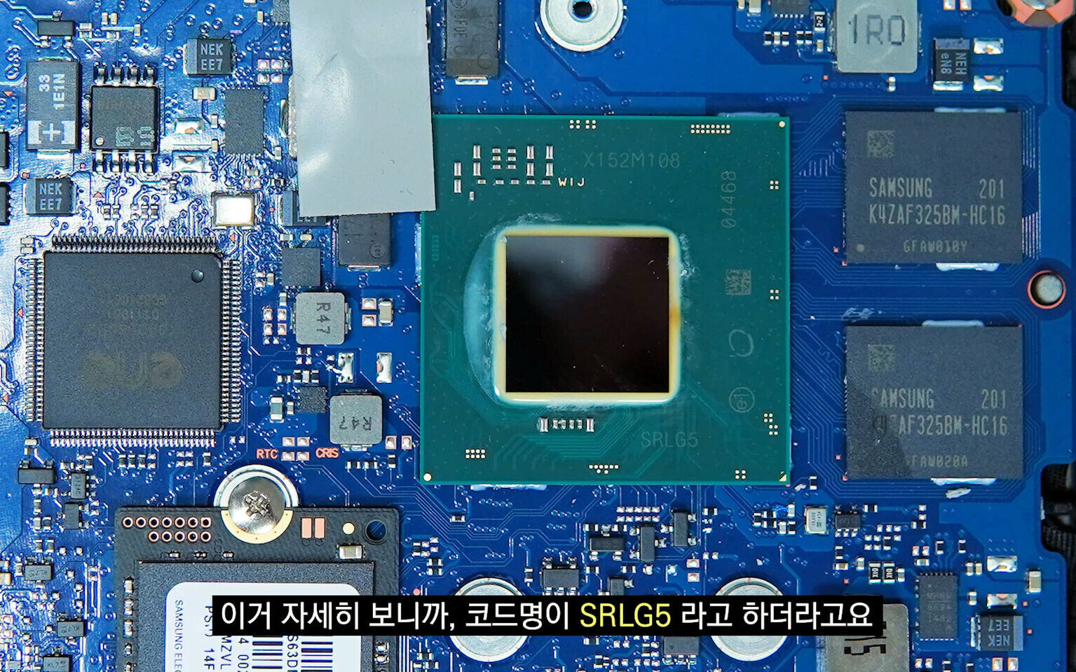 Immagine pubblicata in relazione al seguente contenuto: Nuovi test e prime foto della GPU di nuova generazione Intel Arc A350M | Nome immagine: news33183_Intel-ARC-A350M_GPU_2.jpg