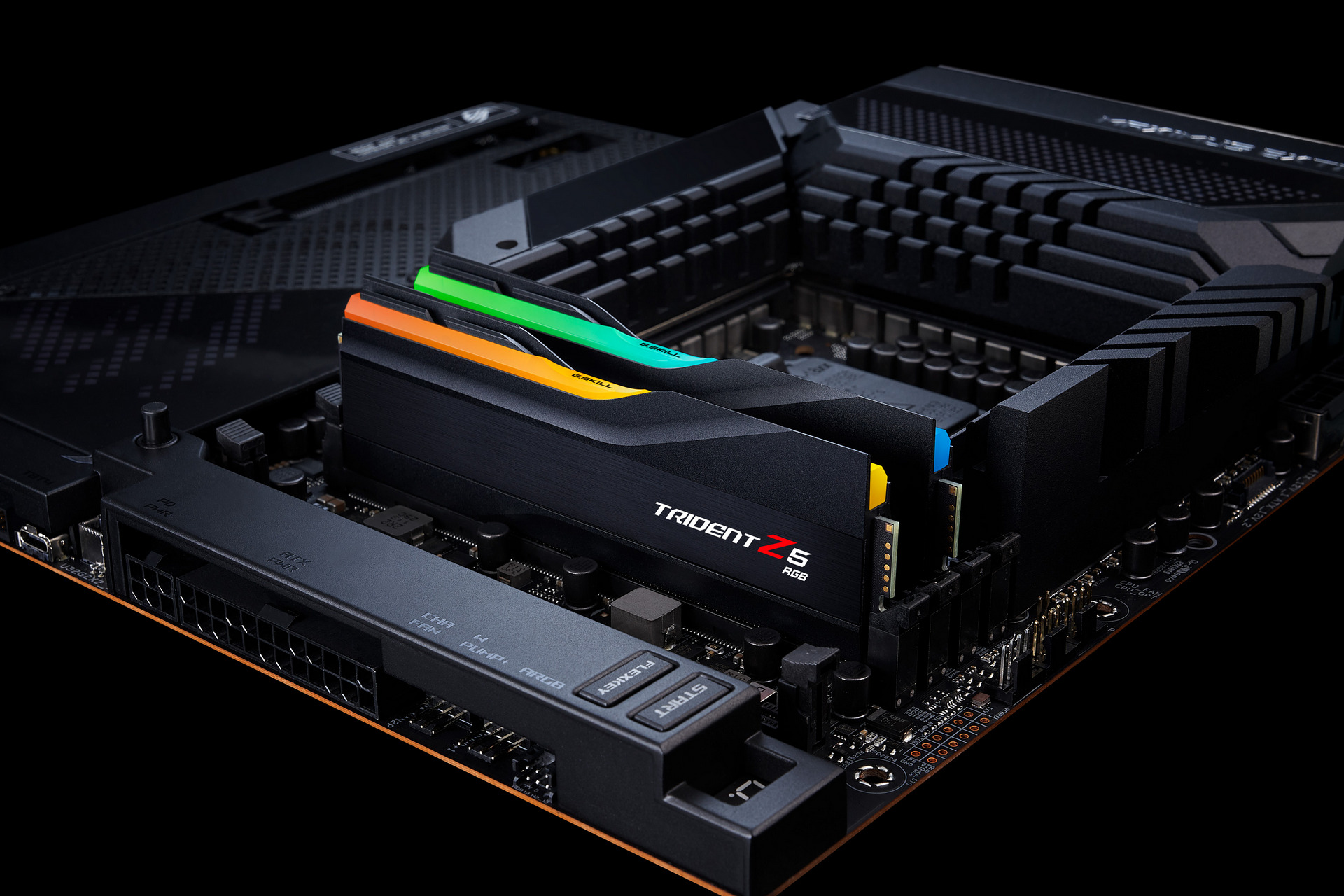 Media asset in full size related to 3dfxzone.it news item entitled as follows: G.SKILL annuncia il memory kit DDR5-6600 32GB che lavora a CL34-40-40-105 | Image Name: news33210_G-SKILL-DDR5-6600-CL34-32GB_1.jpg
