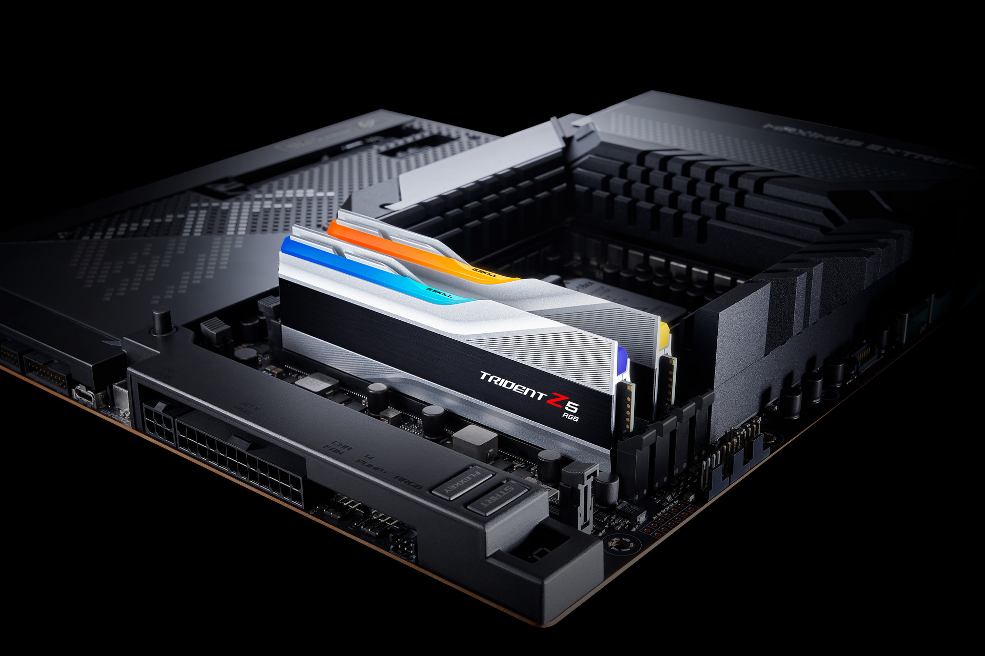 Immagine pubblicata in relazione al seguente contenuto: G.SKILL annuncia il memory kit DDR5-6600 32GB che lavora a CL34-40-40-105 | Nome immagine: news33210_G-SKILL-DDR5-6600-CL34-32GB_2.jpg