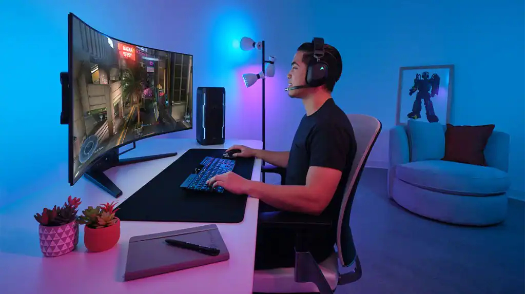Media asset in full size related to 3dfxzone.it news item entitled as follows: Il gaming monitor CORSAIR XENEON FLEX 45WQHD240 disponibile per il pre-order | Image Name: news33987_CORSAIR_XENEON-FLEX-45WQHD240-OLED_Monitor_1.jpg