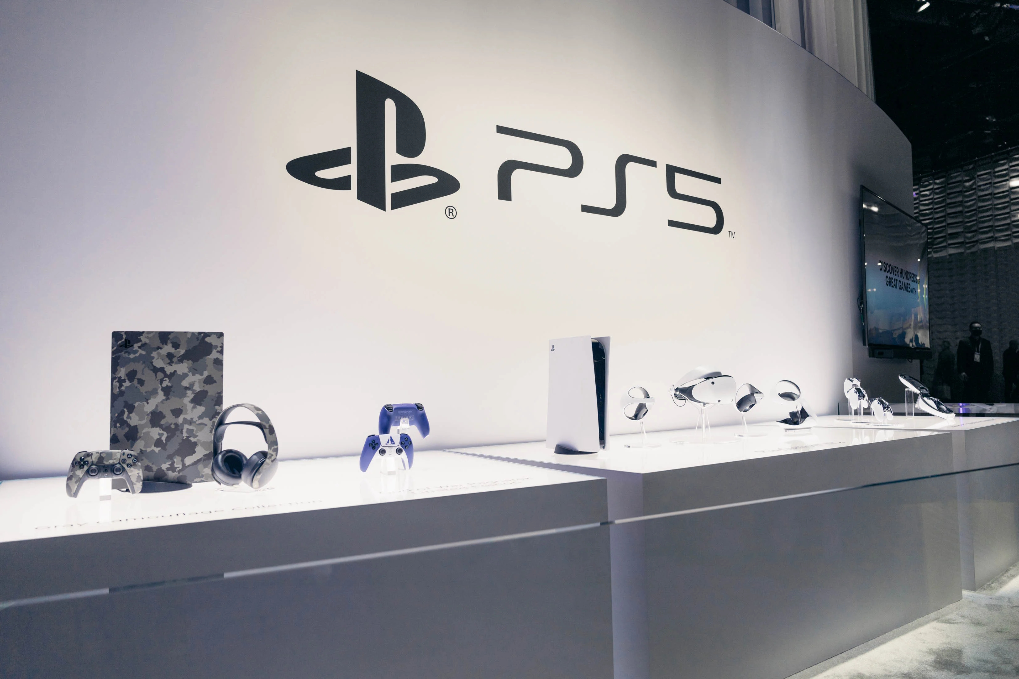 Immagine pubblicata in relazione al seguente contenuto: Sony: superati i 20 milioni di PlayStation 5 vendute e disponibilit in aumento | Nome immagine: news34063_Sony-Interactive-Entertainment_CES-2023_1.jpg