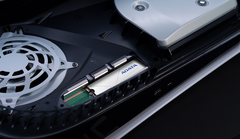 Immagine pubblicata in relazione al seguente contenuto: ADATA introduce una variante da 4TB del suo SSD Premium per PC e PS5 | Nome immagine: news34192_ADATA-Premier-SSD-For-Gamers_3.jpg