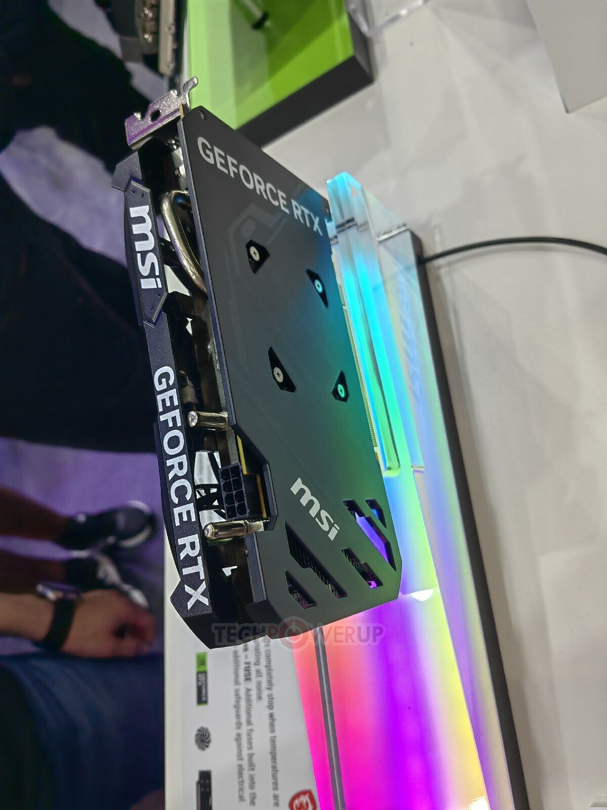 Media asset in full size related to 3dfxzone.it news item entitled as follows: MSI mostra le video card GeForce RTX 4060 Gaming X e Ventus 2X al Computex | Image Name: news34541_MSI_GeForce-RTX-4060-Ventus-2X_2.jpg