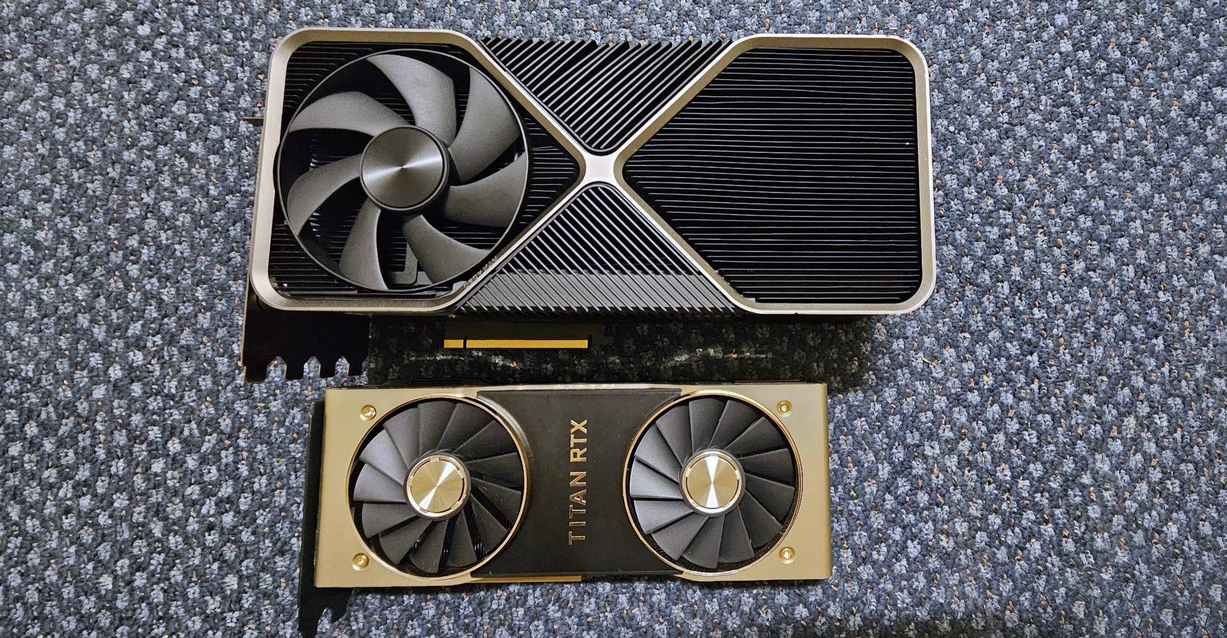 Immagine pubblicata in relazione al seguente contenuto: Prima foto del prototipo di una GeForce RTX 4090 Ti completo di cooler | Nome immagine: news35016_GeForce-RTX-4090-Ti_TITAN-RTX_1.jpg