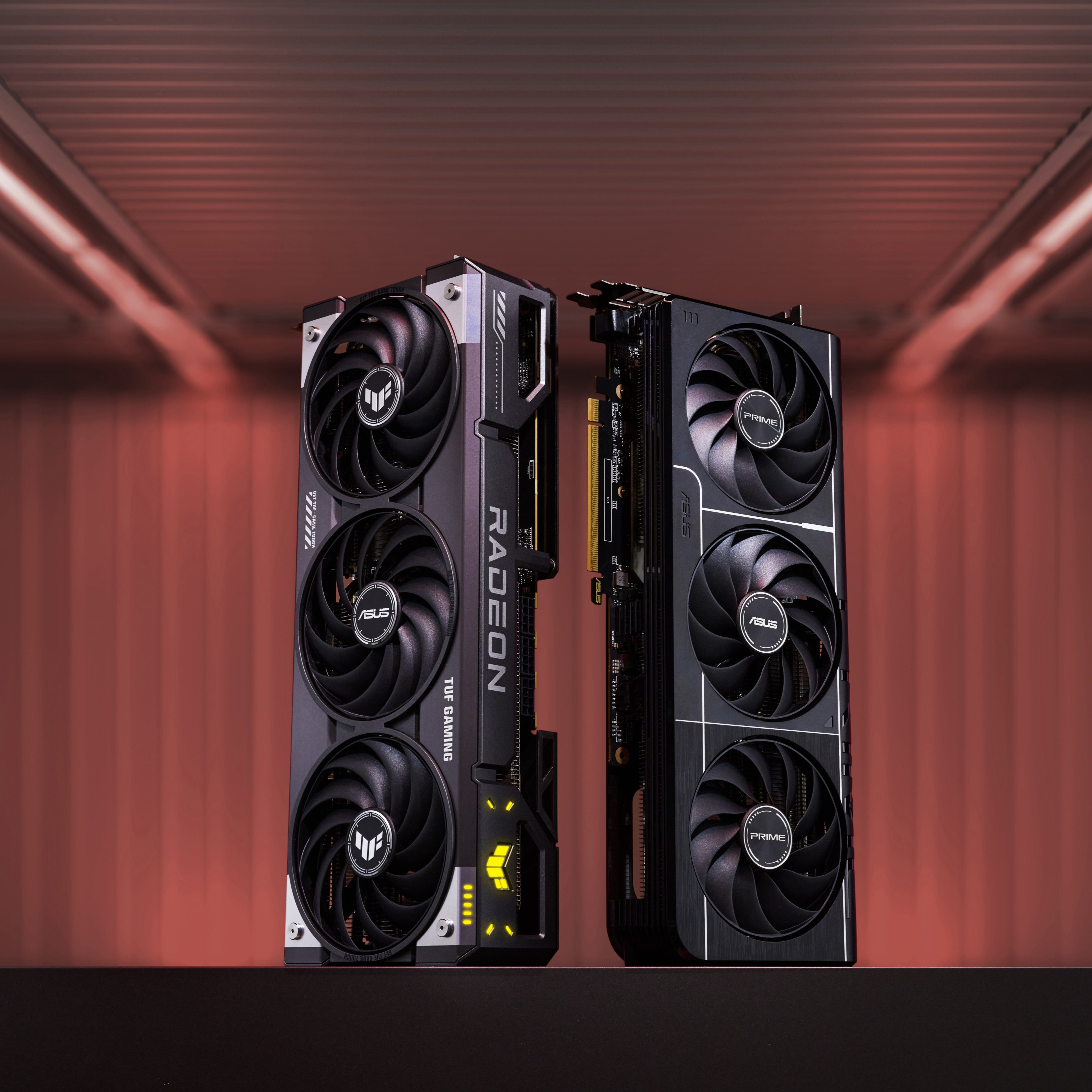 Immagine pubblicata in relazione al seguente contenuto: CES 2025, AMD presenta ma non lancia le Radeon RX 9070 XT e Radeon RX 9070 | Nome immagine: news36324_AMD_Radeon-RX-9000_4.jpg