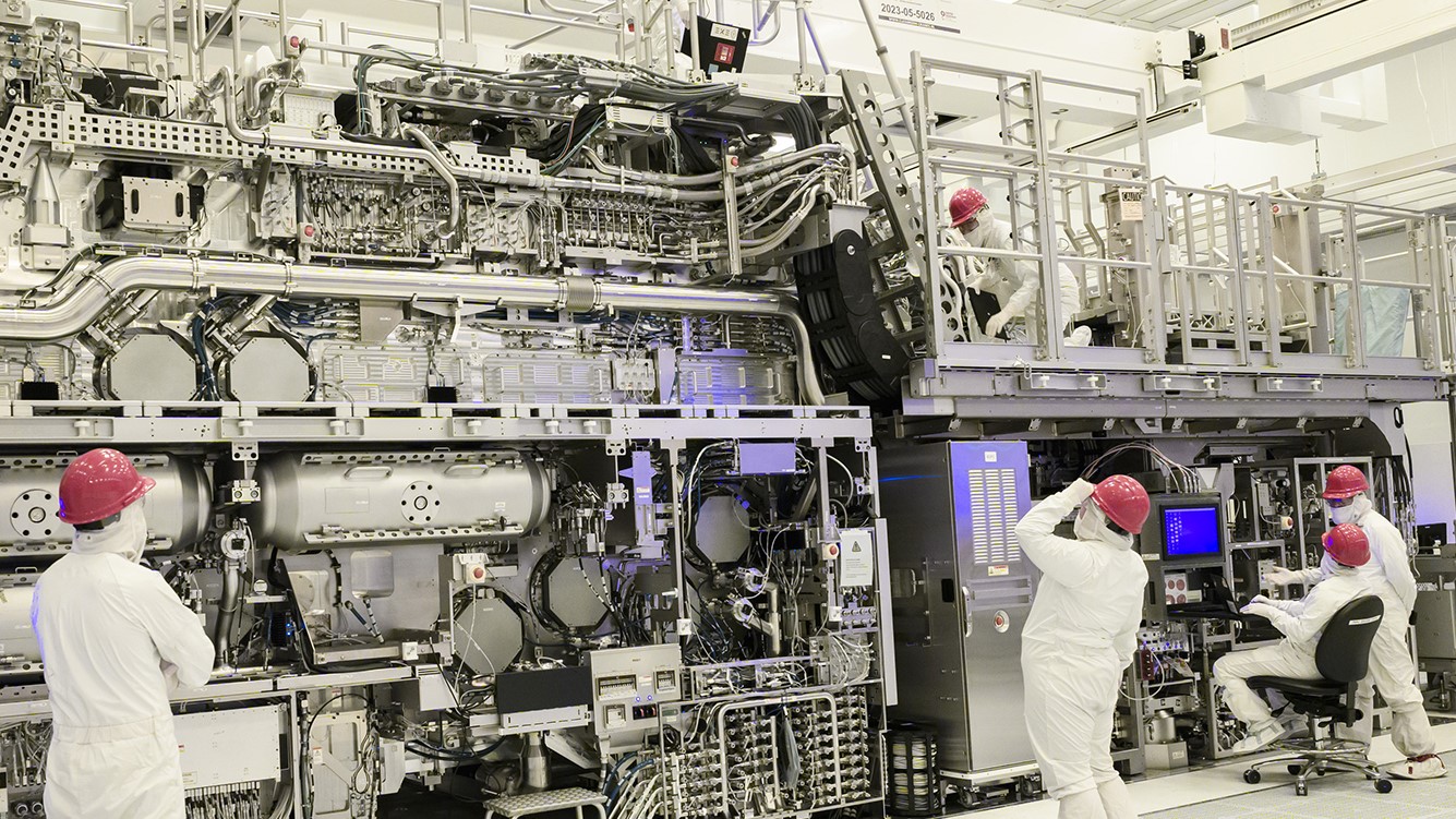 Immagine pubblicata in relazione al seguente contenuto: Intel sceglie il nodo N2 di TSMC per la produzione dei processori Nova Lake | Nome immagine: news36633_Intel-Foundry_3.jpg